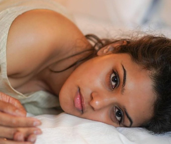 FwF_w7daUAIwXAz?format=jpg&name=small