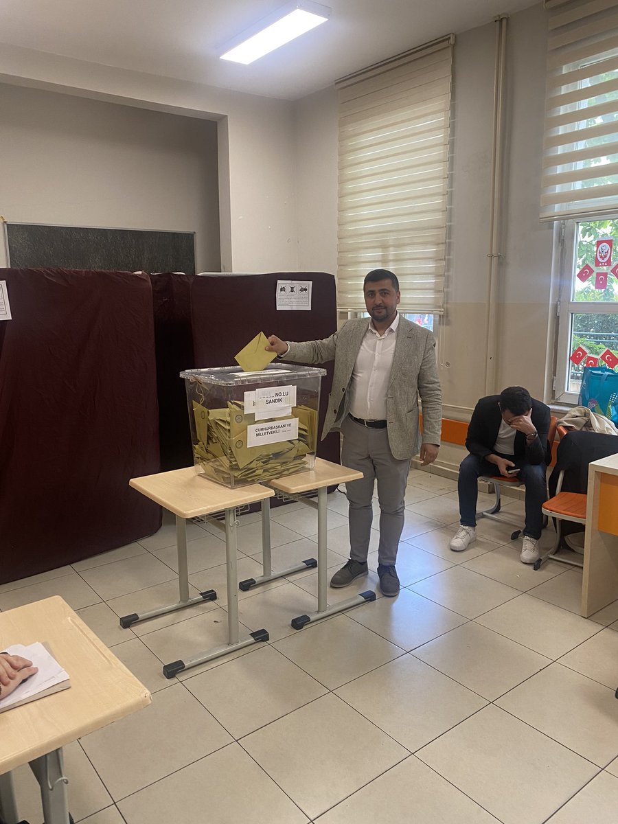 avtekinturan's tweet photo. Demokrasi için 
Adalet i��in oyumuzu kullandık🫶
@Ahmet_Davutoglu @isamesihsahin @dogandemir41 @EsenyurtGelecek @fvzdnt https://t.co/L59R8abxvd