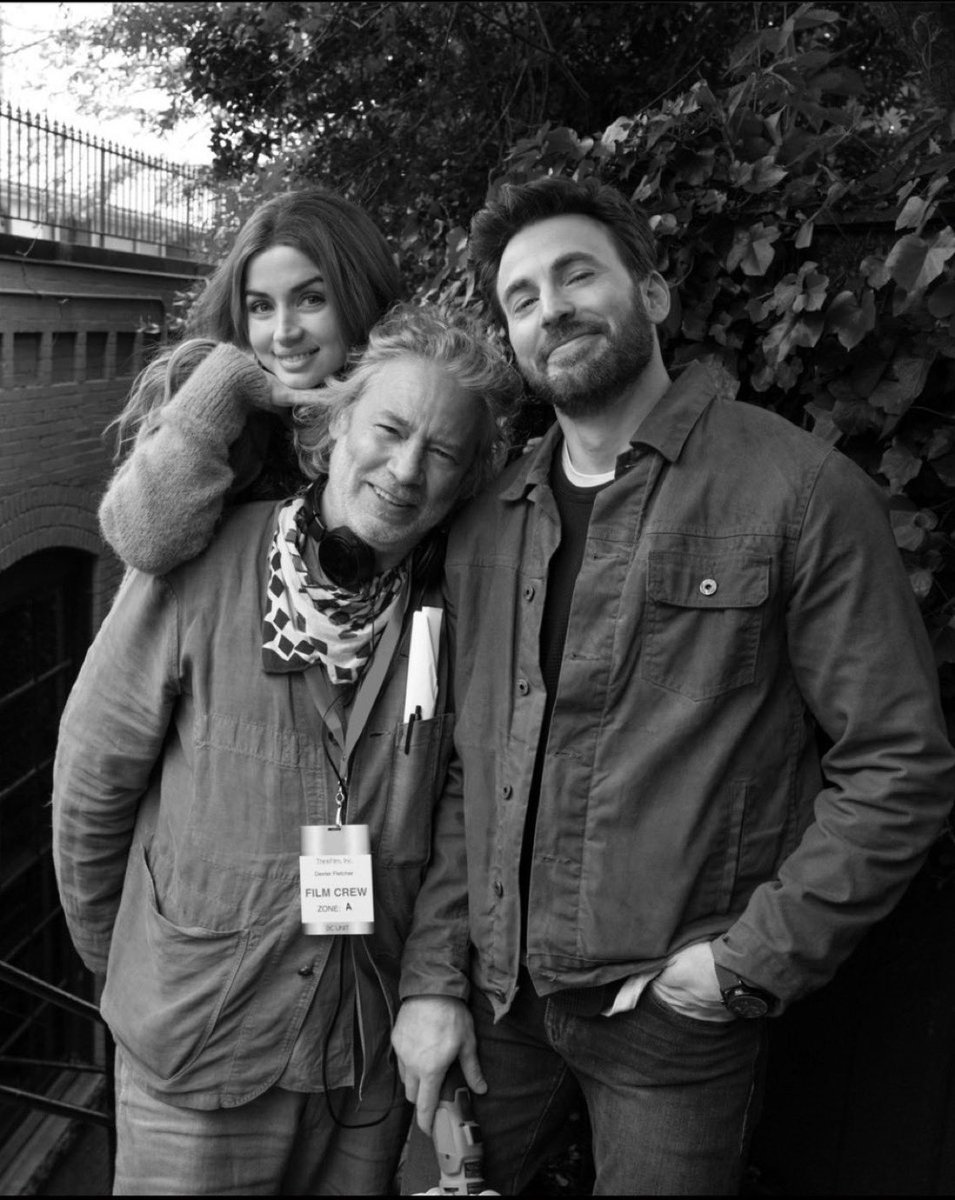 #bts of #Ghosted  
@chrisevans @dexfletch and #AnaDeArmas 
#REPOST @jamieoliver 

#ChrisEvans