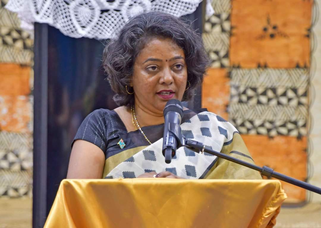 IreenRahiman's tweet photo. At the TNRCS Assistant Minister Kiran was the real trooper and I admired her for this. She shared her respect and appreciation for the Vanua and went on to seek forgiveness for the intended/unintended harm and disrespect that she as an indo-fijian has caused to the Vanua and to the indigenous people of Fiji. I think that shows genuine desire for us to say that we have done wrong too. I join her sentiments.
#respects to @SashiKiran2022