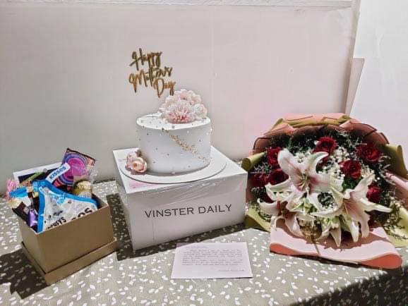 [🥳] HAPPY MOTHER'S DAY! To our beloved moms of VINSTER, hope you liked our simple gifts 🫶 Thank you for giving birth to these two lovely and amazing boys, Vinci & Reyster 🤍 Stay safe & healthy always 🫰 To Vinci's mom To Reyster's mom