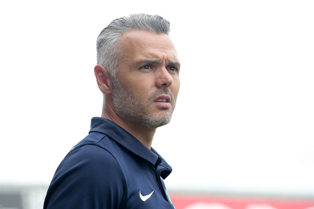 VVEemdijk's tweet image. UITVERKIEZING 🏆| Onze hoofdtrainer Willem Romp is verkozen tot trainer van het jaar in District West 1!

Gefeliciteerd Willem! 💚 #trotsopjou #toptrainer #vakman #vvon #trainervanhetjaar 

LEES MEER⬇️
vveemdijk.nl/willem-romp-ve…