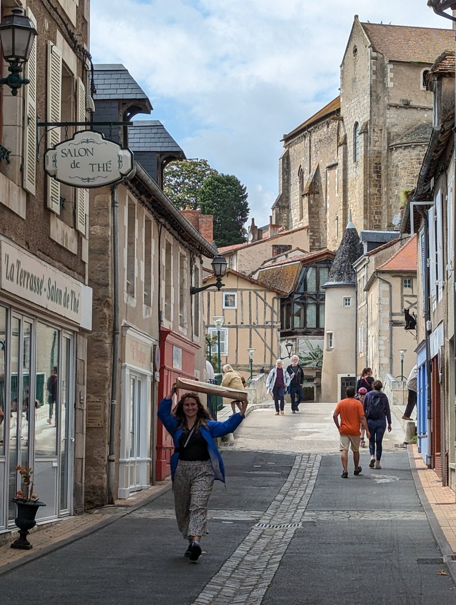 Lea_Cdms's tweet photo. Le printemps des cartes 2023 c'est terminé ! 4 jours de jolies cartes et de conférences très intéressantes avec une team Carthagéo bien représentée. Merci à tous les intervenants pour ces échanges et à @Printemps_carte pour l'organisation. ✨ https://t.co/PJgOAgfBUy