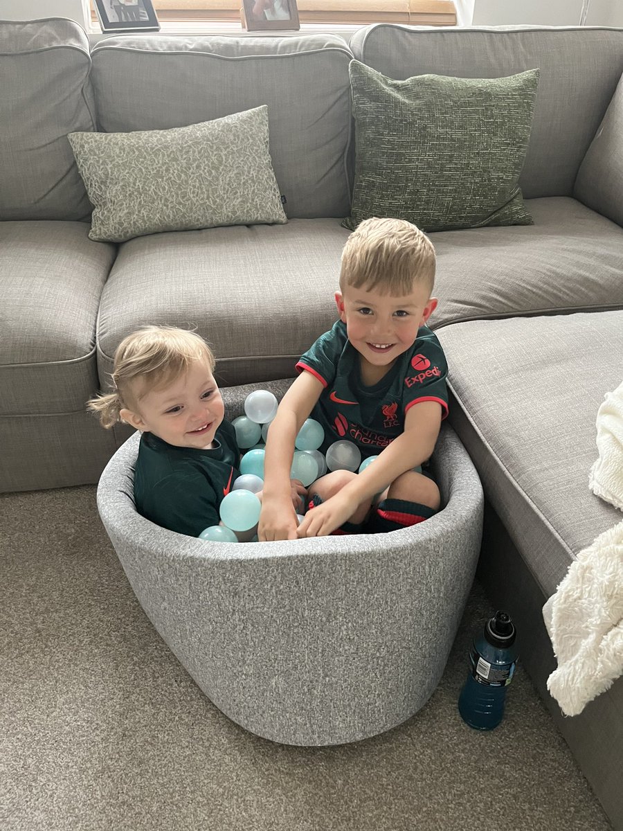 Year 2 SATS starting this week. I’ve not been on here much as work has been so busy but here’s a little May update 💕