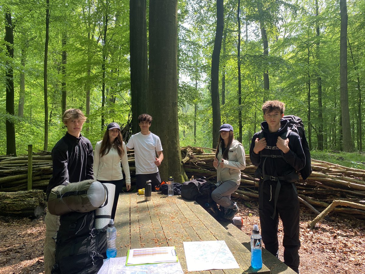 Erin Orens (@earthtoe) on Twitter photo Green group just learnt that hunger and hiking makes everything taste amazing when you stop for lunch! Noodles al fresco for the win! <a href="/ISB_MS/">ISB Middle School</a> <a href="/intaward/">International Award</a> #mslearns #outdooreducation Green group just learnt that hunger and hiking makes everything taste amazing when you stop for lunch! Noodles al fresco for the win! <a href="/ISB_MS/">ISB Middle School</a> <a href="/intaward/">International Award</a> #mslearns #outdooreducation