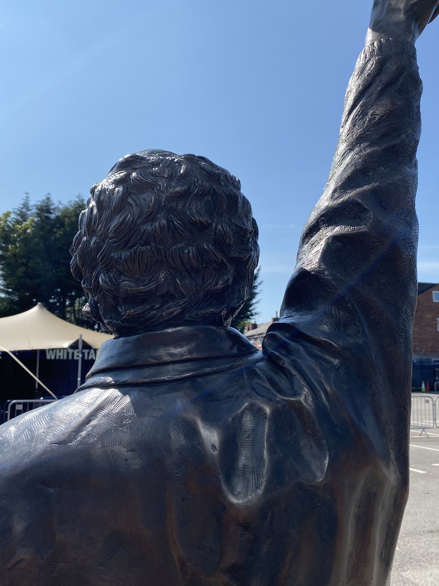 SCFCSuppCoop's tweet photo. 😍 We have received some fantastic feedback on the Danny statue by @HannahSculpture!  Many thanks to everyone who has donated and supported our appeal.   🇺🇾 

✍️ Join the Co-op - https://t.co/U8zyN5GOND https://t.co/aMgUpuFTjL
