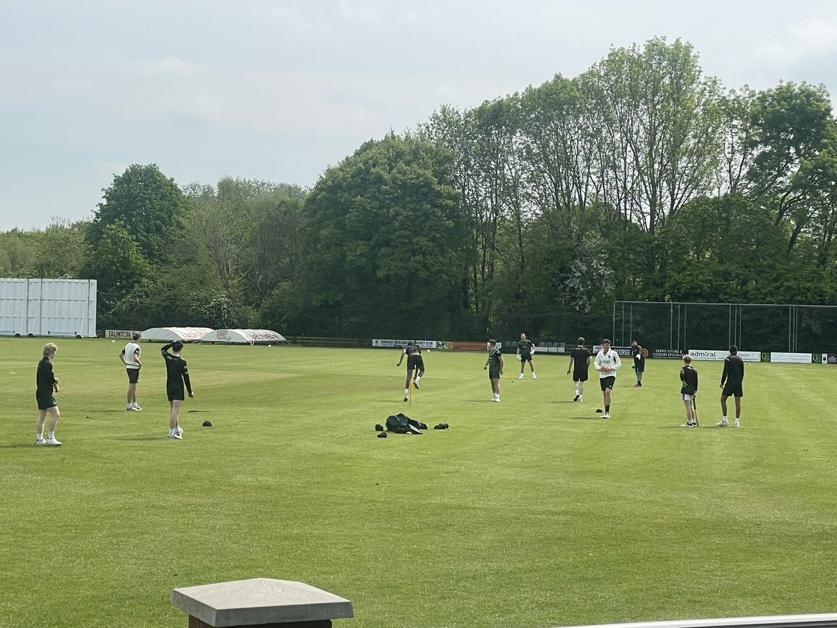 tauntondeanecc's tweet photo. Menโs First team in action again today at home for national knock out starting at 1pm. Looking to avenge yesterdays low scoring defeat v Bristol. #TeamDeane https://t.co/Mjn3DaYCxa