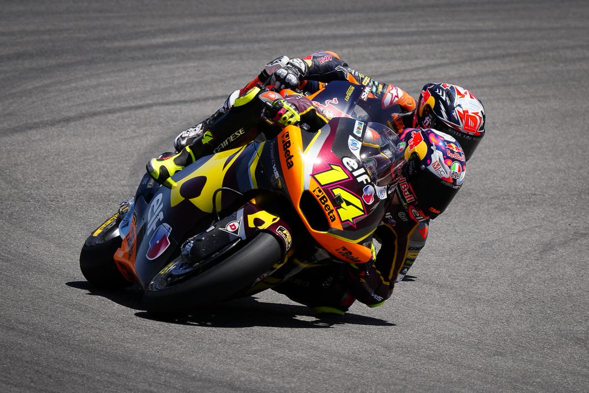 thelastcornerit's tweet photo. Moto2 | GP Francia: un super Arbolino vince di forza a Le Mans, Acosta KO! - https://t.co/pLCwIQ6T9N https://t.co/iw793TaY4L