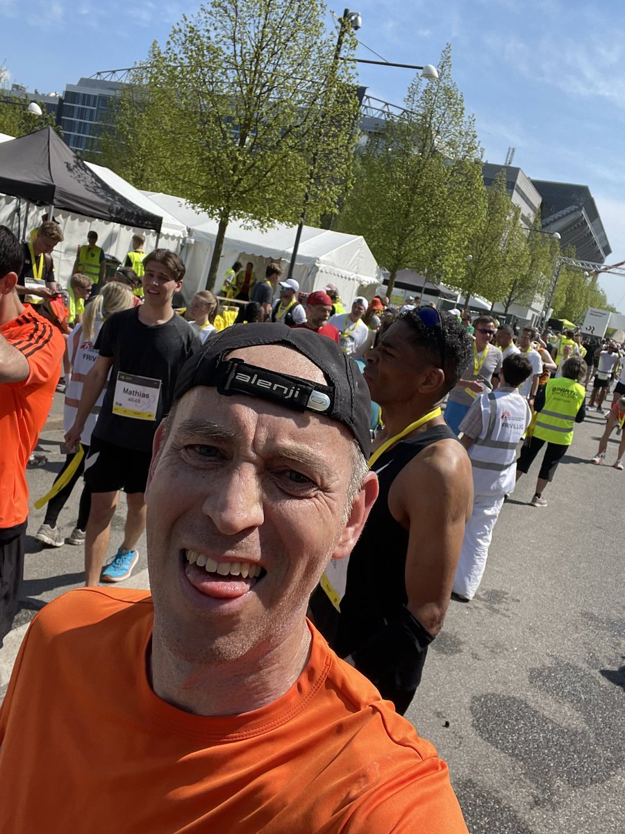 Ik sta heet🥵 #marathon nummer 12 💪 #cph42 #happyrunner