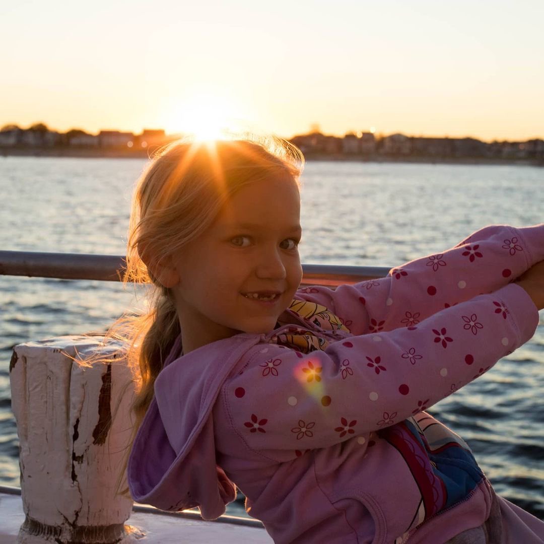 missbelmar's tweet photo. Happy Motherโs Day to all the moms and to all who mother, nurture, love and care ๐ท๐๐ณ๐๐ฌ๐ท
๐ธ @jaimedae
@missbelmar
#mothersday #mothersdaywhalewatch #njmom #familyfun #whalewatch #belmarbeach #belmarlocal #belmarnj #jerseyshorewhalewatch #nj #saveourwhales #saveourocean https://t.co/hSkPOgp2gW