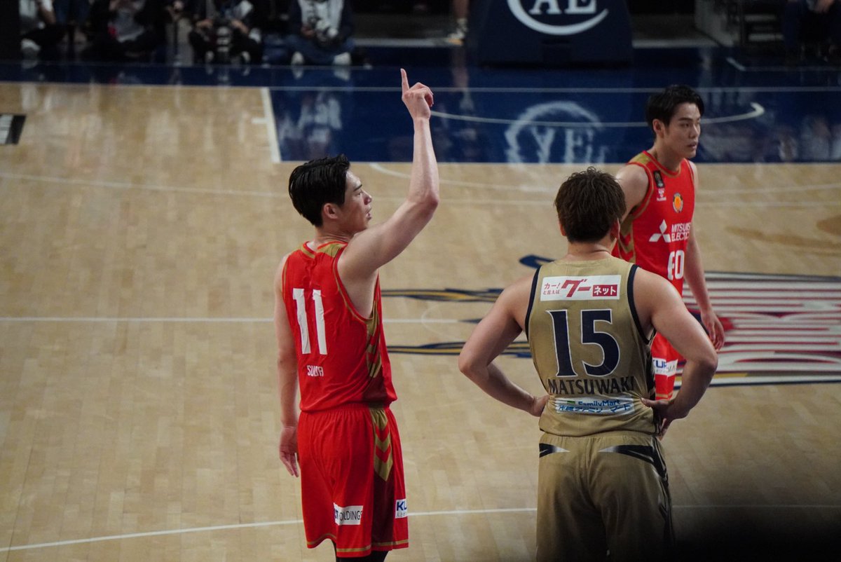 mk27kngs's tweet photo. キングスを好きになったきっかけである、須田ちゃんを沖縄アリーナでまた見れたことがとても嬉しかった☺️💞
これからも応援し続けます🫶🏻！！

#名古屋ダイヤモンドドルフィンズ 
#須田侑太郎 https://t.co/9V2EoBbx4o