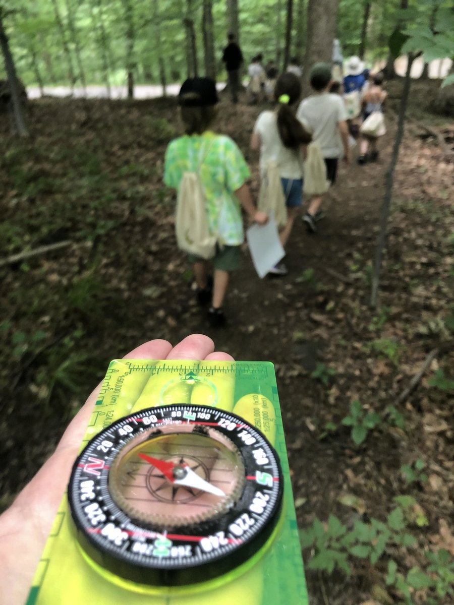MarylandDNR's tweet photo. Enroll your children in the Maryland Junior Ranger Program this summer which is now in its 50th year! Kids are encouraged to discover &amp; connect with the natural world through play, learning &amp; service in the outdoors, under the mentorship of park rangers.
https://t.co/t0asAHJM4A https://t.co/qkfuOs8lZf