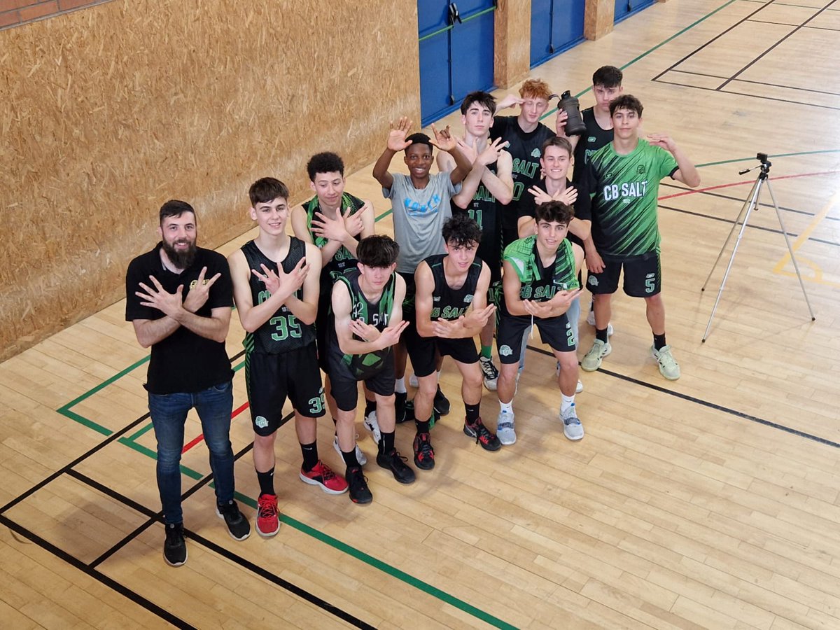 cbsalt's tweet photo. 💪 Victòria del Cadet Masculí Inter 🆚 CB Sant Narcís 7️⃣0️⃣-6️⃣4️⃣
La 1️⃣7️⃣ de la temporada!! Excel.lent temporada equip! 🔥🔥
#orgulldebase #orgullsaltenc https://t.co/GrCDdD4YBC