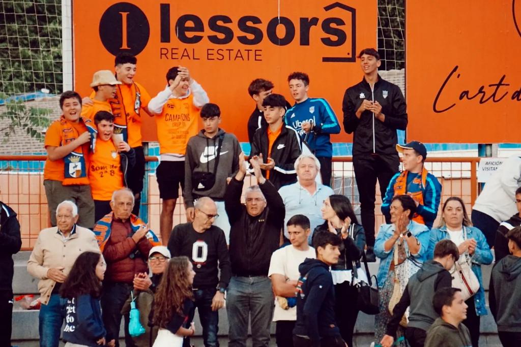Atzeneta_UE's tweet photo. 🧡 𝘎𝘳à𝘤𝘪𝘦𝘴 𝘱𝘦𝘭 𝘷𝘰𝘴𝘵𝘳𝘦 𝘴𝘶𝘱𝘰𝘳𝘵 𝘪𝘯𝘤𝘰𝘯𝘥𝘪𝘤𝘪𝘰𝘯𝘢𝘭 🧡

#UnPobleUnEquip https://t.co/1wTFHhaKuD