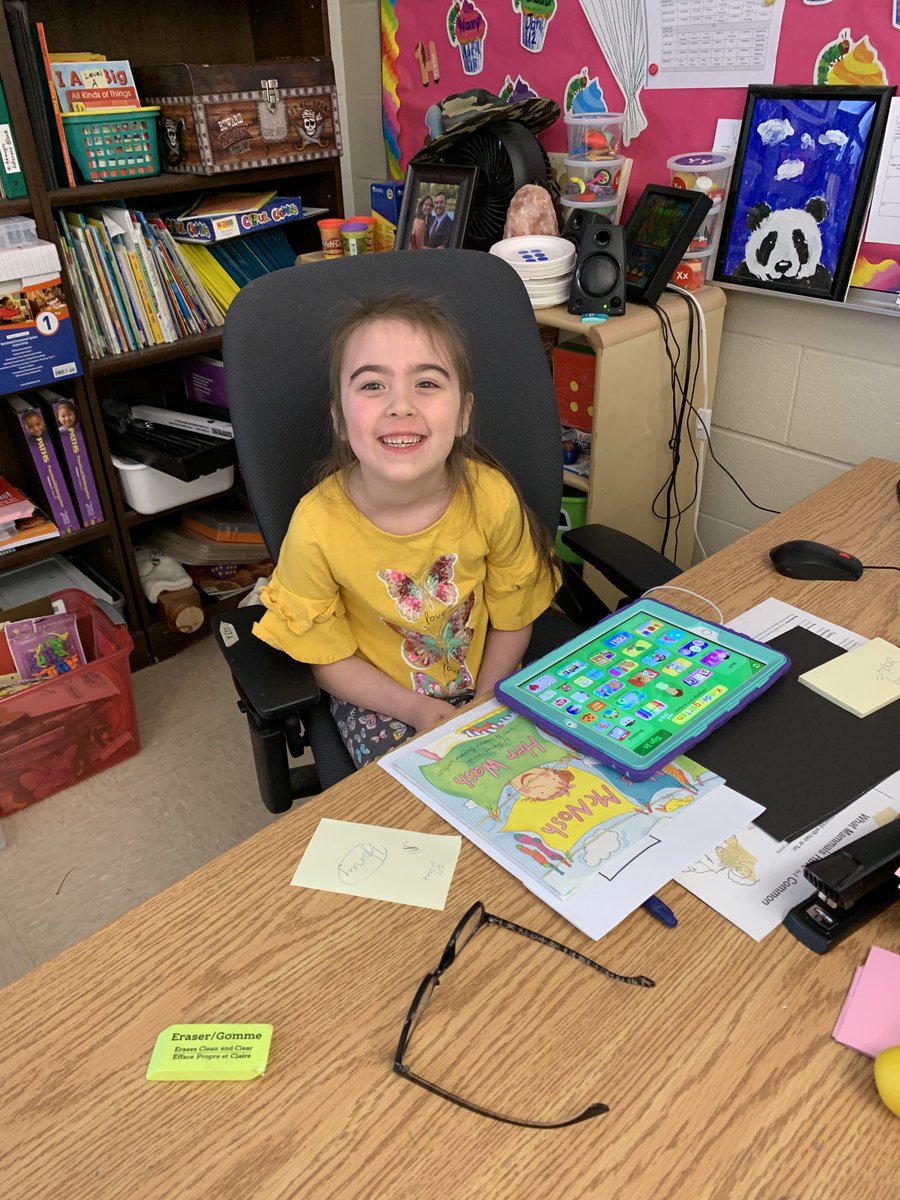 Oh, the joys of sitting at the teachers desk❤️ ⁦<a href="/RoncalliSchool/">Roncalli Elementary</a>⁩
