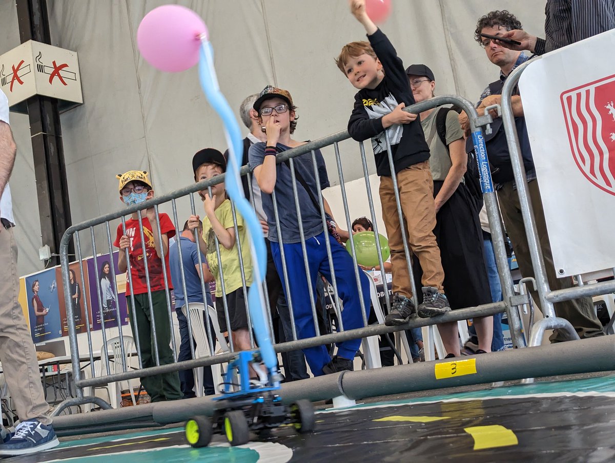 Maison du Libre tweet media