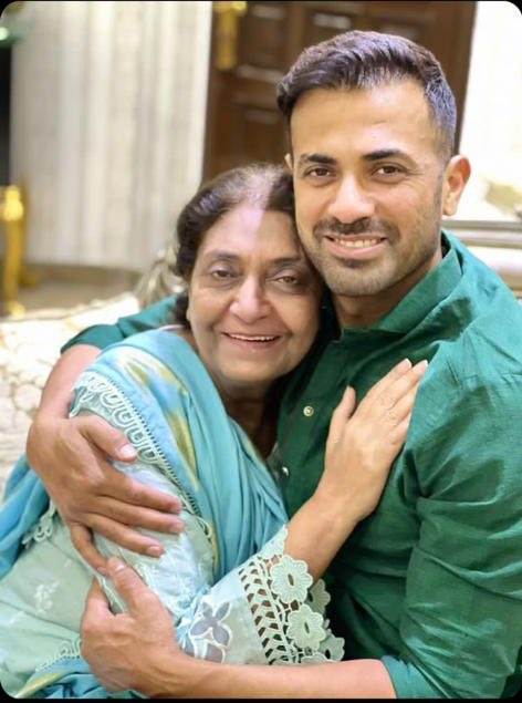 WahabViki's tweet photo. Maa ka koi aik din nahi hota, because she’s someone who selflessly devotes her entire life for her children ❤️

#HappyMothersDay to all the amazing mothers out there 💕 https://t.co/Q7lT2locT9