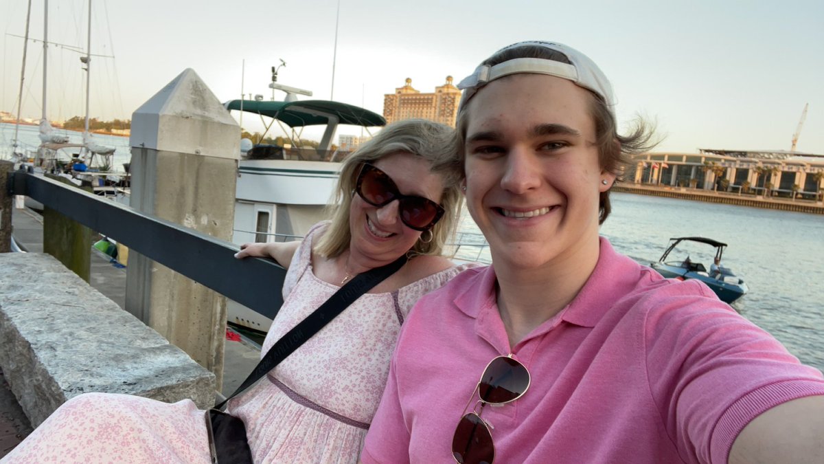OwenBisker's tweet photo. Happy mother’s day to all mothers, and a special one to mine❤️ @KimBisker thank you so much for everything you do for me everyday, you are truly the best! This day is for you, and you deserve it! I love you❤️ https://t.co/2RdmQ2en0r