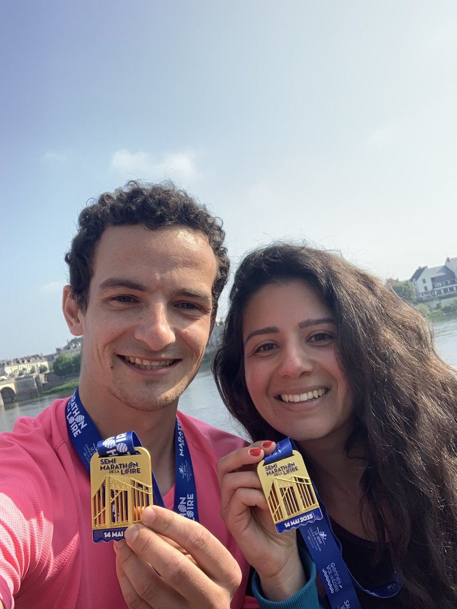 ValentinMaisons's tweet photo. #SemiMarathonDeLoire du dimanche avec @roubakaedbey !
Ça y est la barre des 1h30 est tombée, 1h29’26 🤩🥳 
#Running #Loire 🛶 🏃‍♂️ 🏃🏻‍♀️ 
@MarathonLoire 😗 https://t.co/uLQv58DnI5