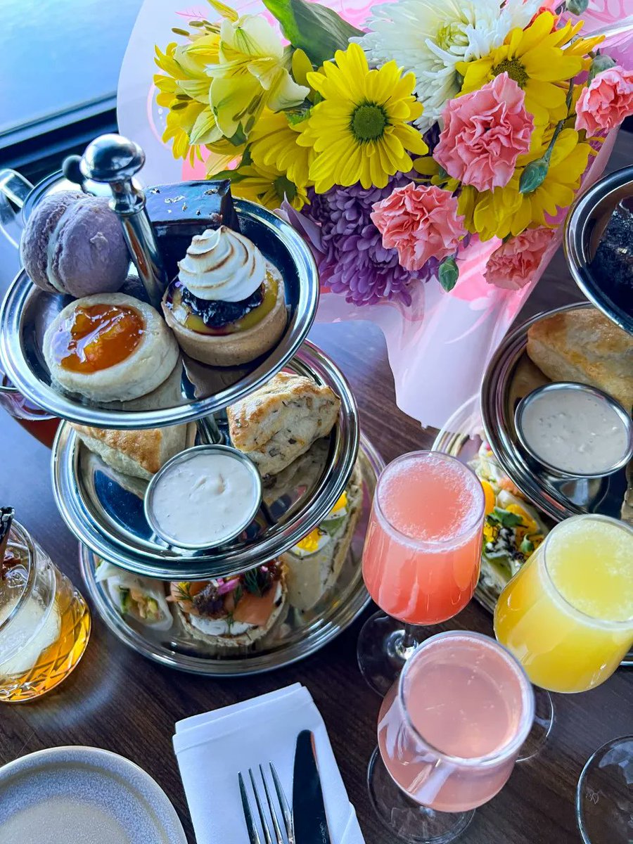 A special shoutout to all the amazing moms who joined us for our Mother's Day tea 💐 ☕  We are incredibly lucky to have been part of your special day!