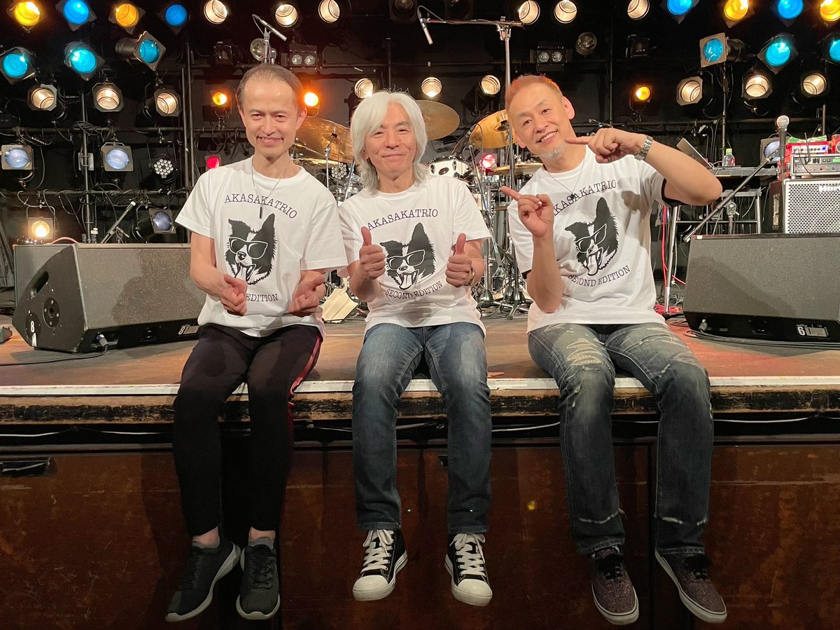 MzesRecordz's tweet photo. 【アカサカトリオ】
「アカサカトリオ Live ~Second Edition~」全行程終了しました！！！
会場に足を運んでいただきました皆様、誠にありがとうございました😎😎😎

また皆様に会えるのを楽しみにしております！🐶🕶

 #アカサカトリオ https://t.co/5ND3ZLXh29