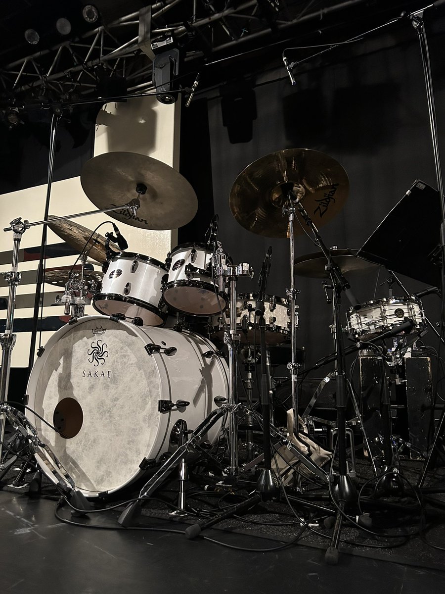 MzesRecordz's tweet photo. 【アカサカトリオ】
「アカサカトリオ Live ~Second Edition~」全行程終了しました！！！
会場に足を運んでいただきました皆様、誠にありがとうございました😎😎😎

また皆様に会えるのを楽しみにしております！🐶🕶

 #アカサカトリオ https://t.co/5ND3ZLXh29