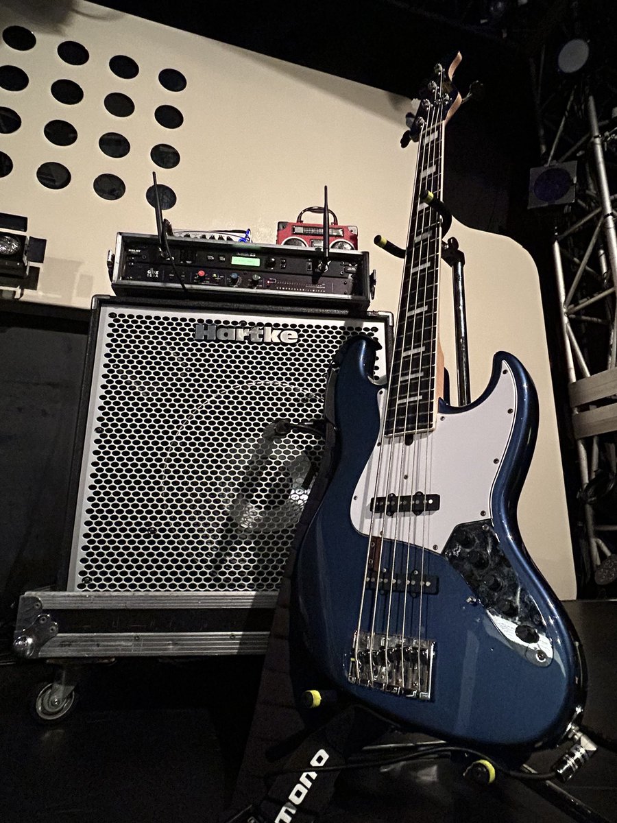 MzesRecordz's tweet photo. 【アカサカトリオ】
「アカサカトリオ Live ~Second Edition~」全行程終了しました！！！
会場に足を運んでいただきました皆様、誠にありがとうございました😎😎😎

また皆様に会えるのを楽しみにしております！🐶🕶

 #アカサカトリオ https://t.co/5ND3ZLXh29