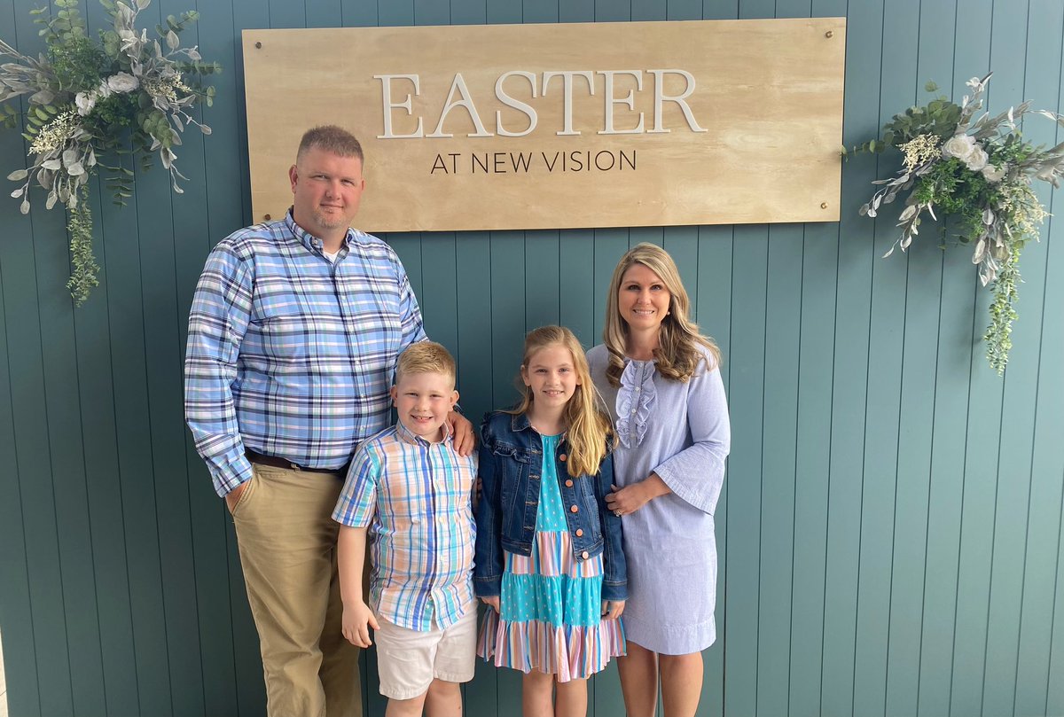 bobbyturnbow's tweet photo. HAPPY MOTHERS DAY to 3 of the BEST !  Enjoy your Day 😉 https://t.co/Xnwsh6iZ4n