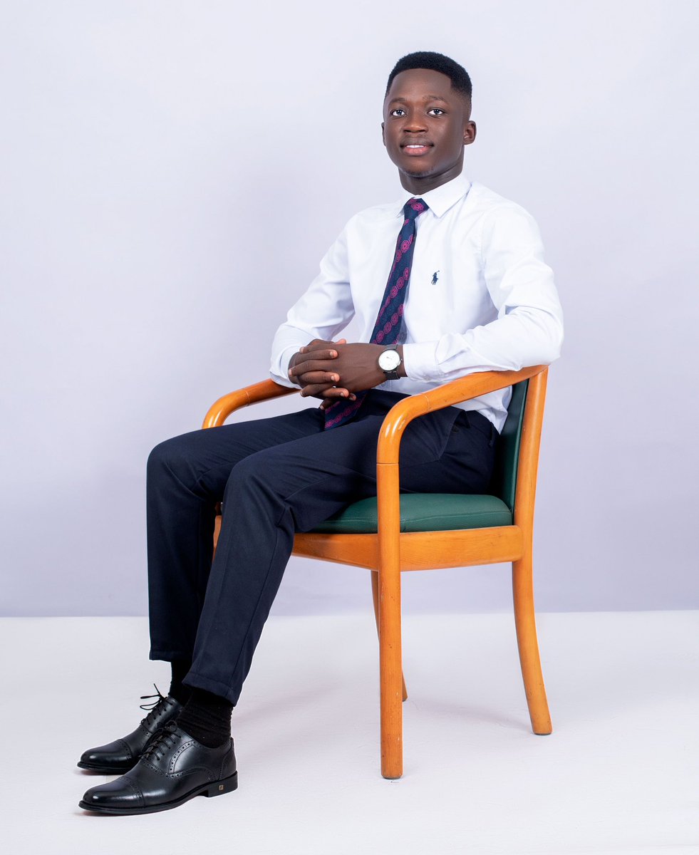 GrefDuah's tweet photo. I have learnt to endure
I have learnt to suffer long, long suffering.
I have learnt to suffer many things 
I have learnt to ignore a lot of things
I have learnt how to hold my peace when I can strike. 

My name is Agyemang Duah Greffix. 
I have Hope! https://t.co/q3TtsrHORW