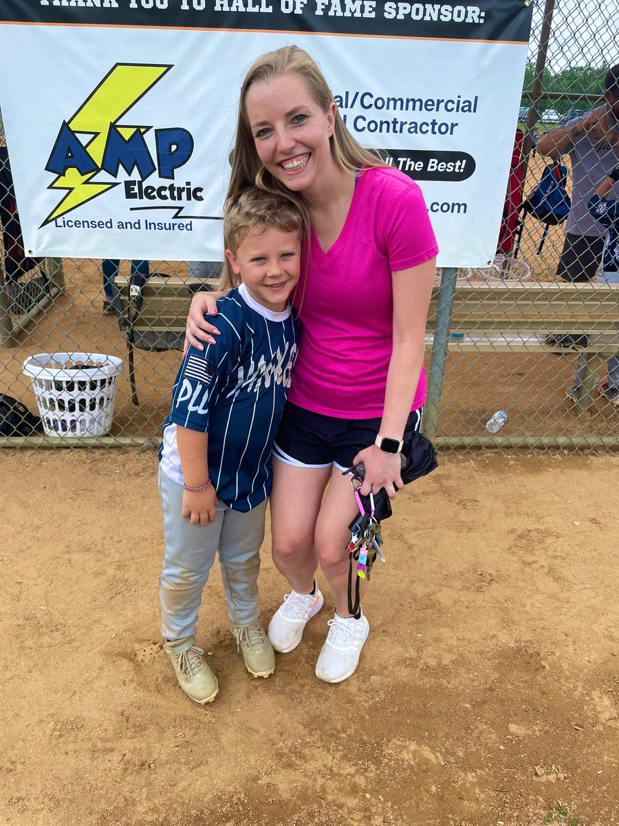 Luckily the rain held off for us to surprise some of our sweet firsties! 🧡 Loved getting to see so many POCA families! #PocaPreK5