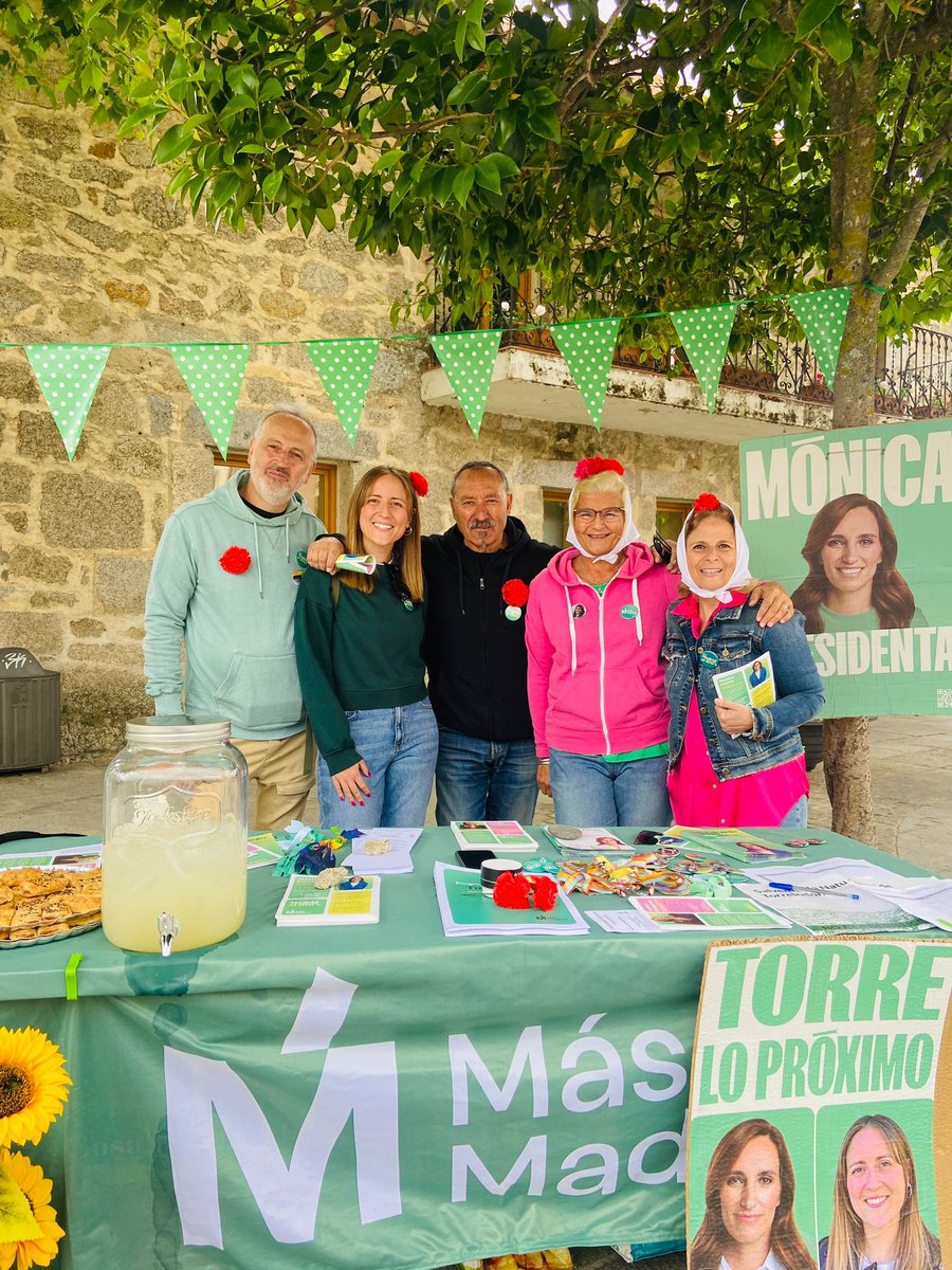 MasTorrelodones's tweet photo. Alegría Más Madrid Torrelodones. Mesa Chulapa. #VotaLoProximo https://t.co/oWhFfB7mnU
