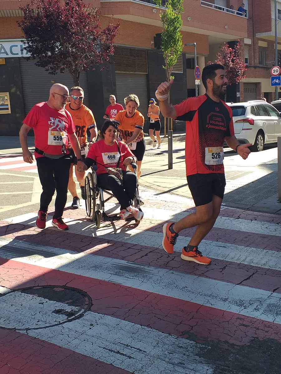 CorreSolidaris tweet media