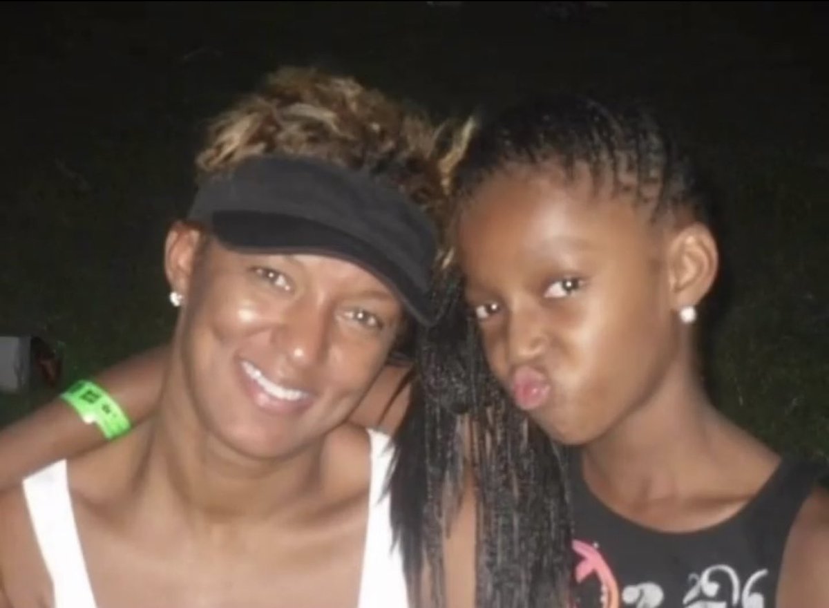 happy mother’s day to my fine momma! MS. MAKE IT HAPPEN EVERYTIMEEEEE💖😘 i love youuuu <a href="/awebbreese/">AngelReese(TheMom)</a>