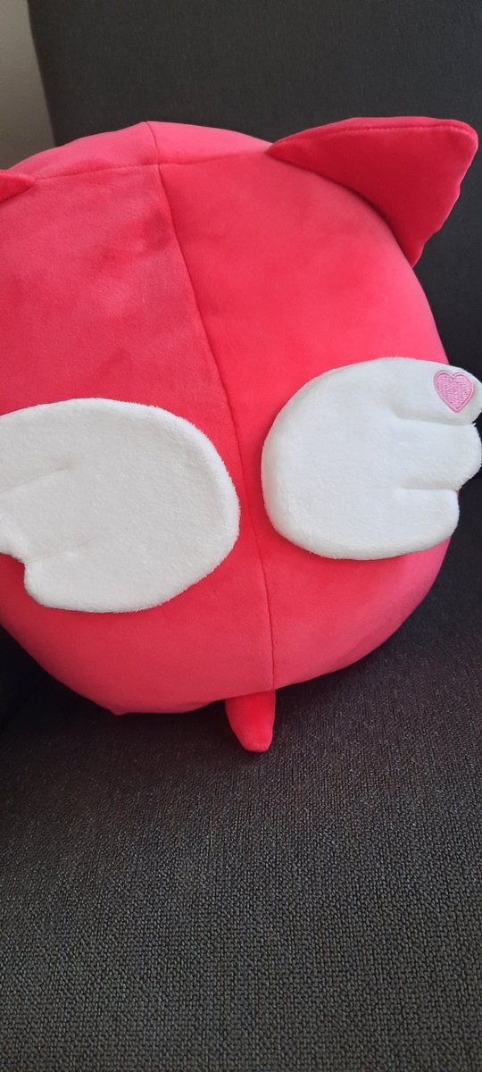 LorelaiZee's tweet photo. Meine gestrige Japantag-Ausbeute. Überschaubar, aber ich bin zufrieden 🥰 
Wann soll's mit dem #PartnerRead weitergehen, @Lui_nchen und @MashiroShiina87? 😋 https://t.co/JMyA4EOEuJ