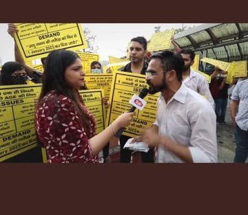 ThePradeepRawat's tweet photo. What is the fault of these #SSC_CGL aspirants?
They have been suddenly made ineligible to appear for their last chance for SSC Jobs because suddenly date of reckoning was changed!
They deserve one final chance #SSC_CGL_1_JAN 

@IndiaParentsAll 
@ParentsGurgaon 
@ashokdilliwala 
@vinodkapri 
@bhariok_ritu 
@erPawanBhadana