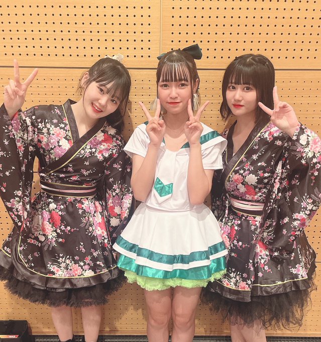 Twitterのコスプレ画像17