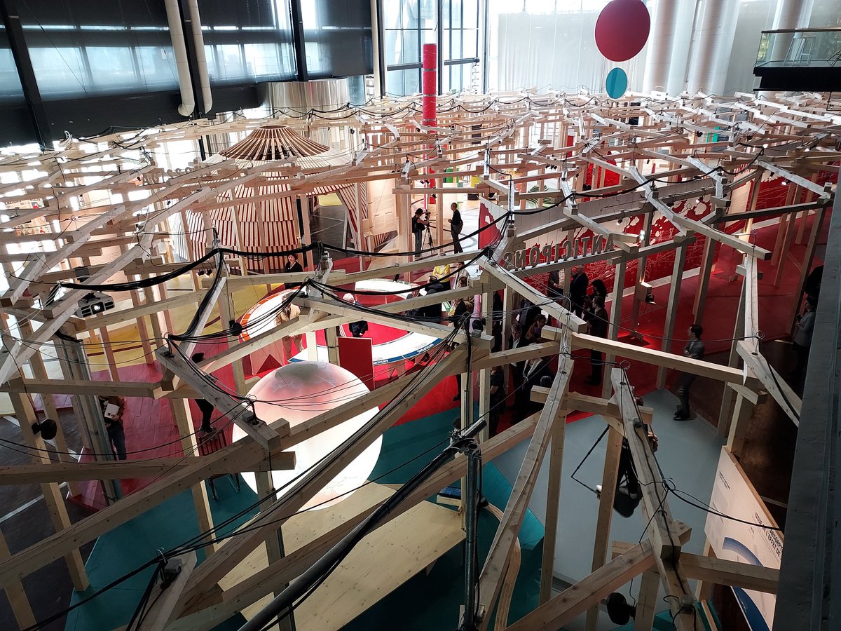 citedessciences's tweet photo. Inauguration officielle de la nouvelle exposition #ExpoUrgenceClimatique en cours. Avec @ChristopheBechu @Ecologie_Gouv 
Une exposition permanente qui ouvre  le 16 mai ! https://t.co/7SqQ6B6zQ5