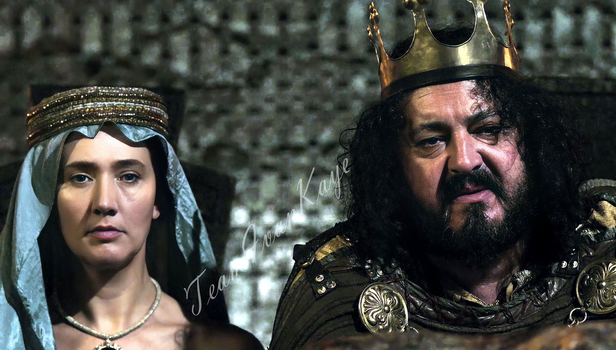 IvanKayeFans's tweet photo. Happy #MothersDay to all who are celebrating with some film mothers of Ivan's on-screen children!💐❤️👑 The greatest number of countries are celebrating the mothers today. To our international fan base!🥂
.
#IvanKaye #KingAelle #Ealswith #Vikings #ADOH #FLOM #ADinnerOfHerbs https://t.co/tcRDYSUkm2