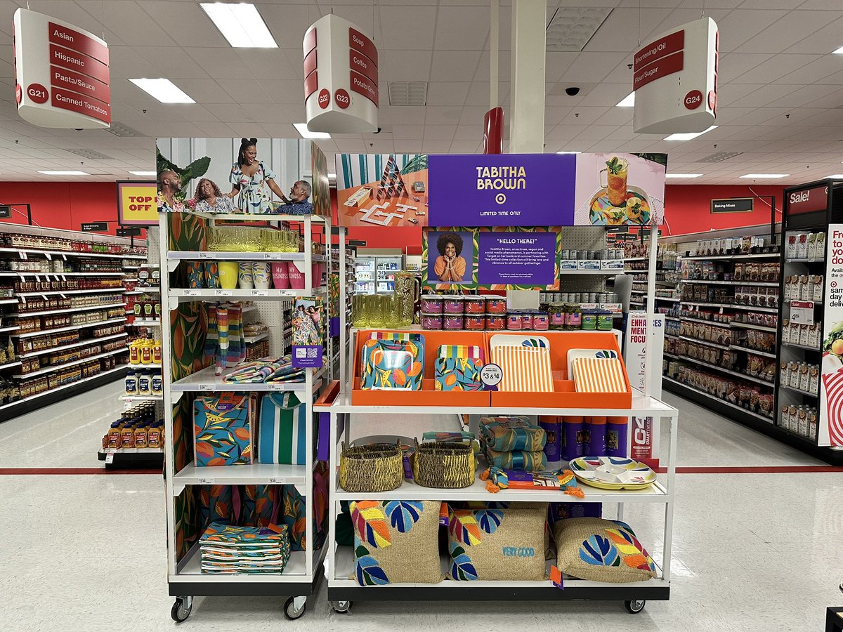We are minutes away from LTO with <a href="/IamTabithaBrown/">Tabitha Brown</a>!!! Let’s goooooo!!! #T0075 #teamtarget