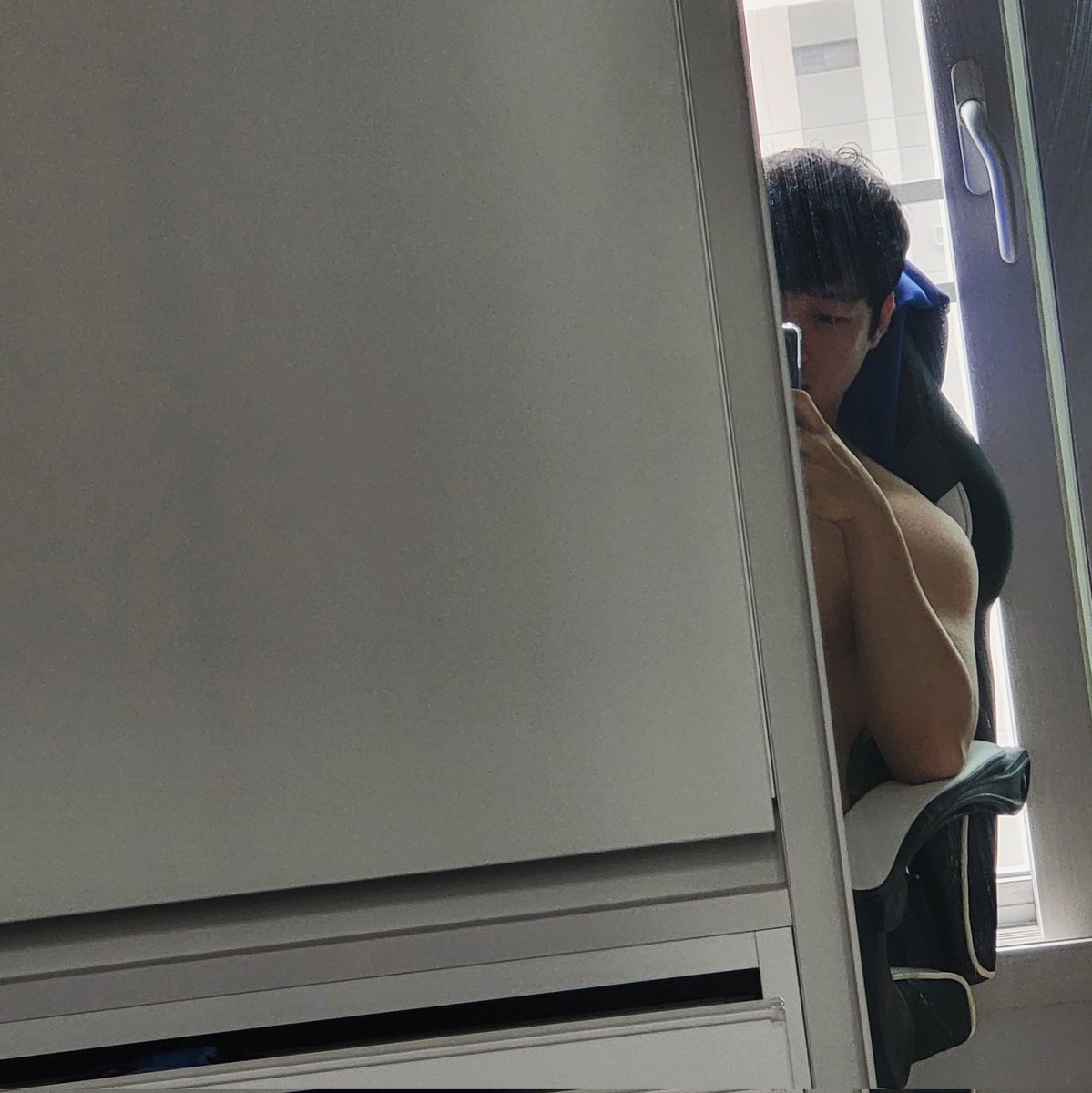 dang15753's tweet photo. 백수는 좋지만 너무 심심해
놀만한거 추천 받아요! 디엠으로 놀아주셔도 감사함다 (__) https://t.co/poP4T3ywJi