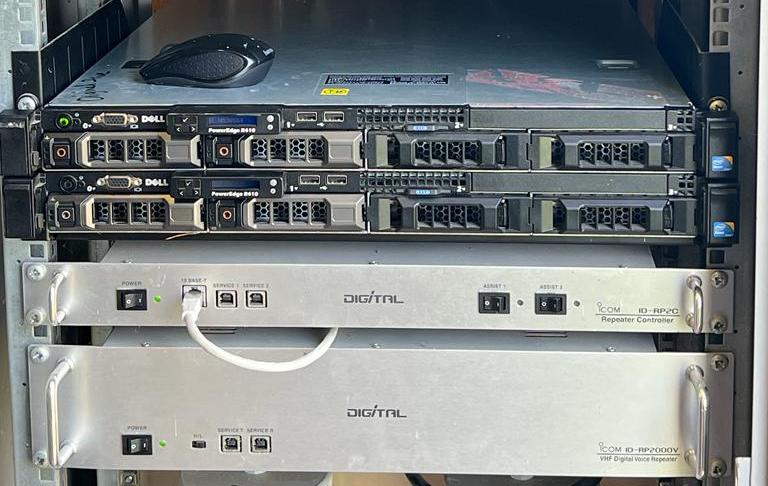 g0pkt's tweet photo. We have replaced the server at GB7TE (D-Star) and it's all back on line.  We have also installed a second, identical server so if we have another failure, it will be very quick to switch over.
Thanks to all our supporters, without your help, this wouldn't be possible.  #dstar https://t.co/T13yIRoGwV
