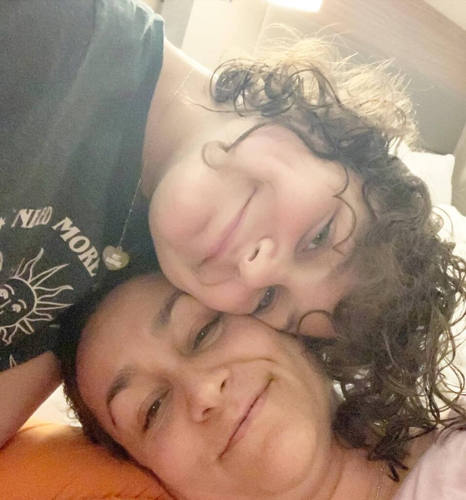 adropofom's tweet photo. I am so grateful for my 11 year old magical healer daughter (whose sun is conjunct my chiron) who came here to heal me, challenge me, and help me love her and life deeper everyday. It is a privilege and a blessing to witness her grow and embody who she i… https://t.co/u4XfJwxBzH https://t.co/xQubPz3IGX