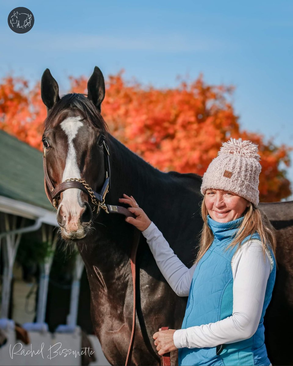 WeAreTeamLovell's tweet image. Happy Mother's Day to everyone, including #ChangeOfControl, who is OFFICIALLY in foal to #UncleMo!💐

Thank you, @Rachelbissonet2, for the 📷.

#WeAreTeamLovell
