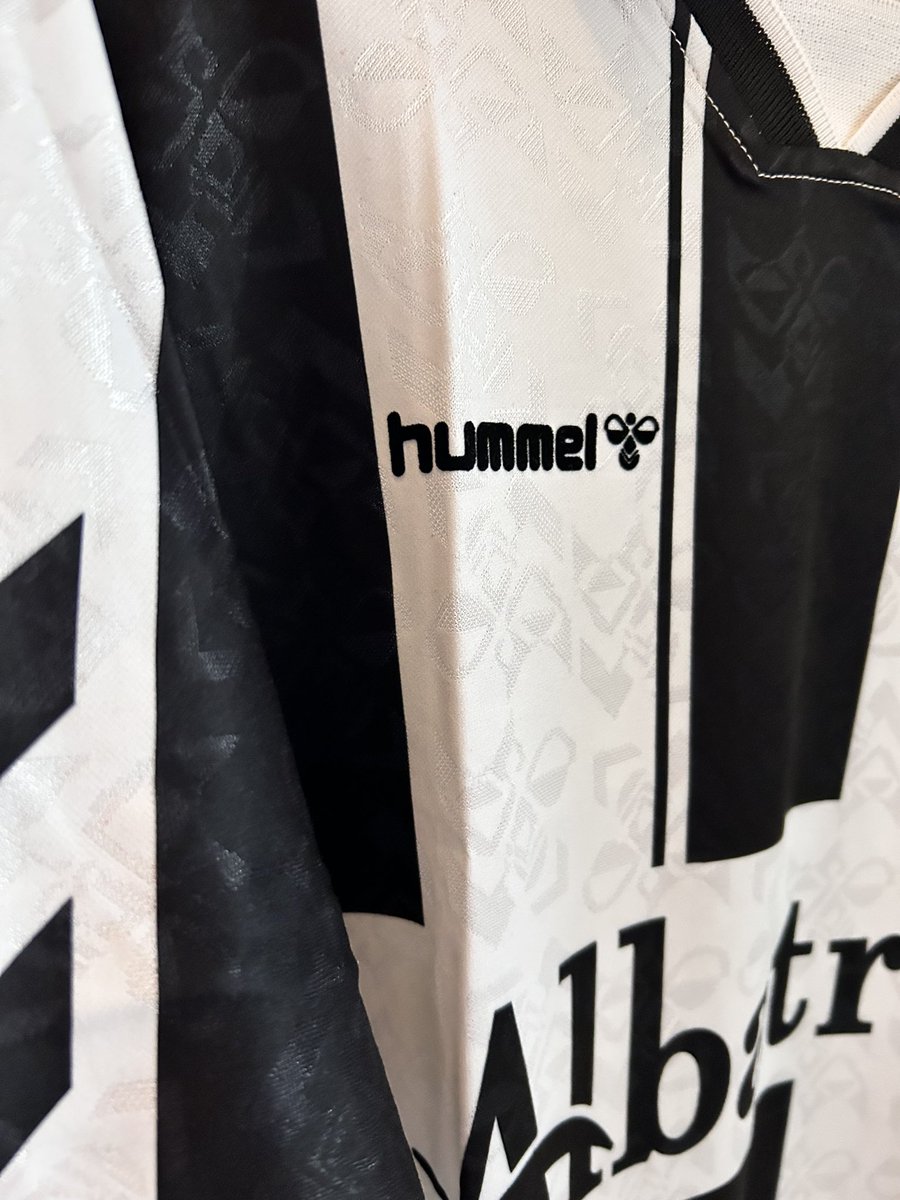 KITLAUNCH tweet media