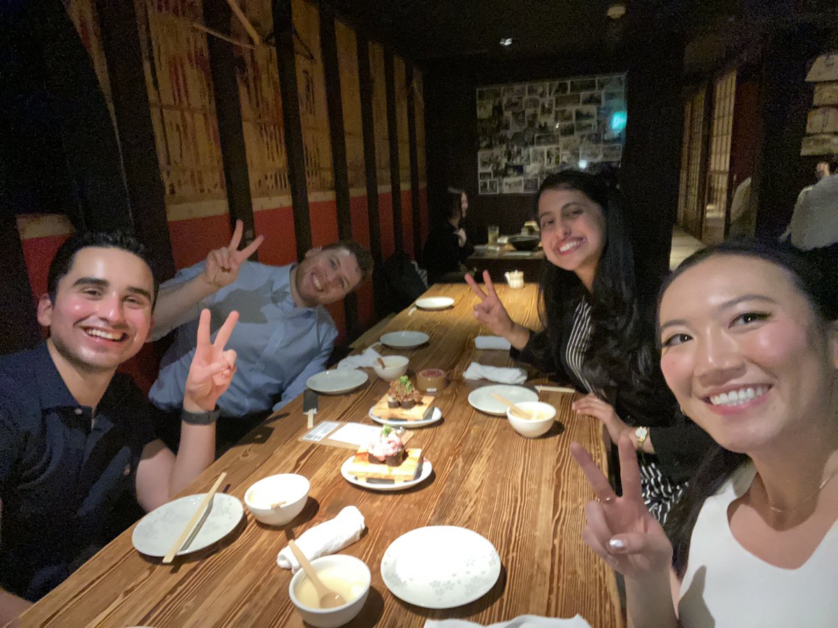 Mostaghimi Lab in Tokyo, Japan! 🇯🇵 @PriyaManjaly and @Sophia_Ly_MD2b met with longtime Mostaghimi Lab collaborator Nick Theodosakis MD PhD of @HarvardDerm for a Japanese izakaya dinner! #ISID2023Tokyo