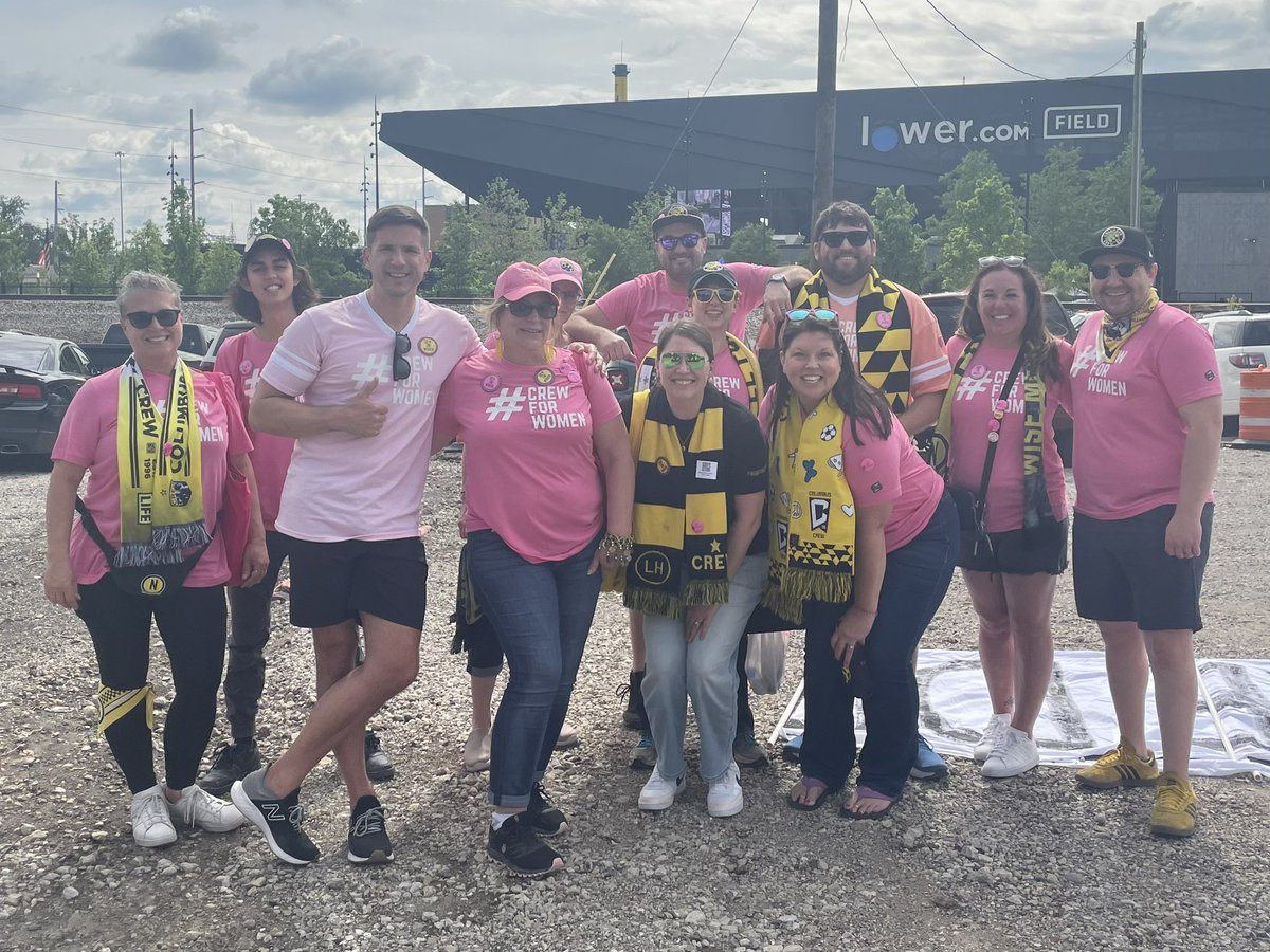 Morgan_Hughes's tweet photo. Fighting good fights with my friends. #CrewForWomen https://t.co/DmOfOAEO5A