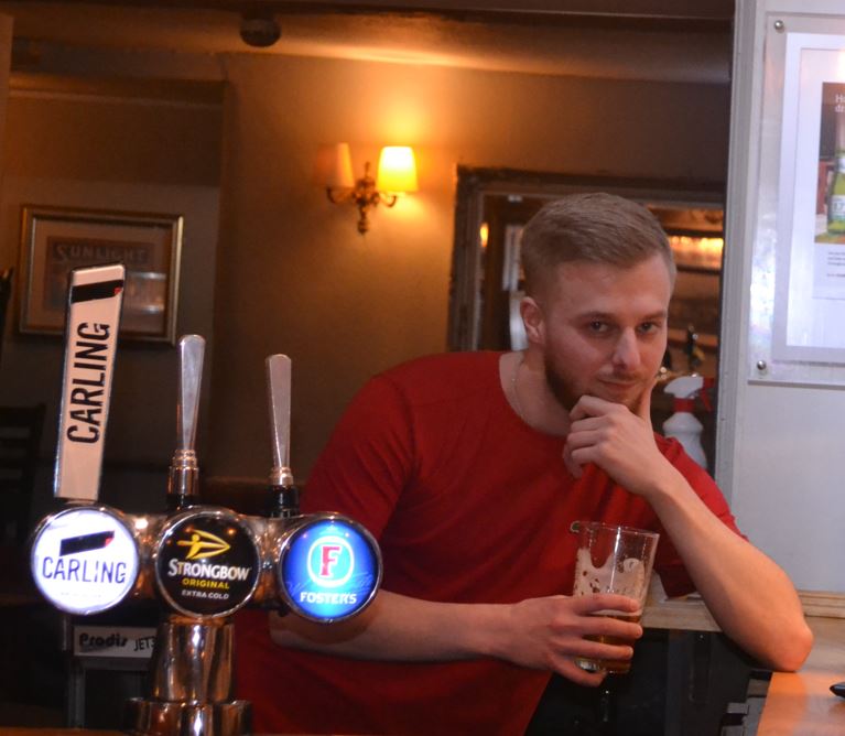 TheRoebuck's tweet image. Instagram Vs  Reality

We cannot guarantee what you will get in life but I am guessing you will have a fun Quiz night, every Tuesday from 20:00... #altrincham #SpeedQuizzing #quiz