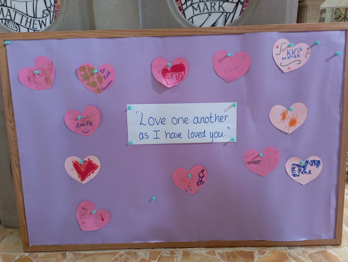 OlolLiturgy's tweet photo. #6thSundayOfEaster today we talked about following God's rules, The Ten Commandments. We thought of ways to show we love each other β₯οΈ
#LoveOneAnother
#TheGreatestCommandment
@ourladyoflourd1 @BCPP__ @BhamDES @CathEdService @RCBirmingham https://t.co/3rS0rnkTXa