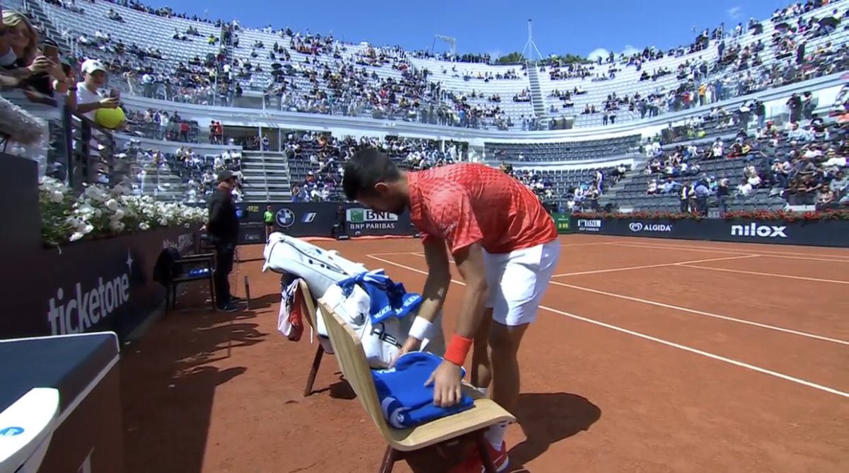 I am the ball girl! 🎾  #romeopen #idemo #NovakDjokovic𓃵 @DjokerNole