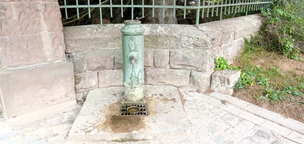 Bipeur_07's tweet photo. En direct de l'épisode 170 #geocaching https://t.co/WJwDXczcBT